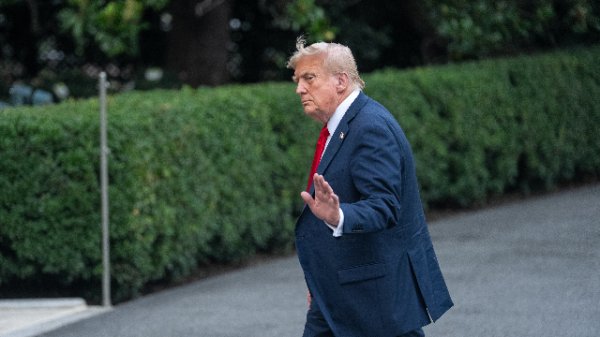 银易配资 一方面大力收缩援外项目，一方面200亿驰援阿根廷，特朗普政府打的是什么算盘